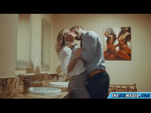 ❤️ Když vás na veřejných záchodcích svádí prsatá blondýna. ❤️❌ Porno u nás cs.masseffect1.ru ❌️❤